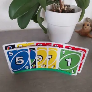 Playing card holder
