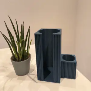 Organizer / Cotton pad holder modern design