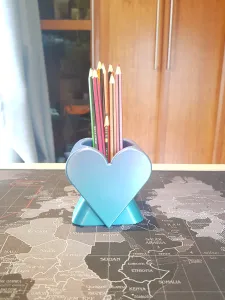 Heart pencil holder