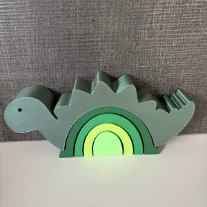 Dino Stacker