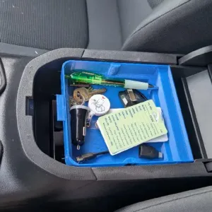 Toyota Rav4 2021 console tray