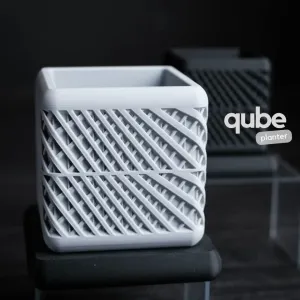 qube · planter