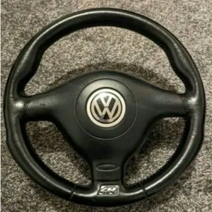 Badge R de volant pour VW Golf 4 R32
