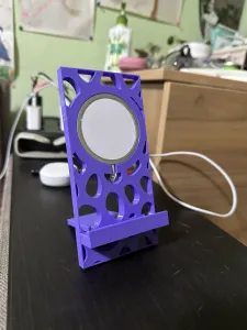 MagSafe Iphone Stand