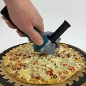 ANGLE GRINDER PIZZA CUTTER