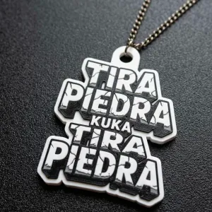 LLAVERO KUKA TIRA  PIEDRA