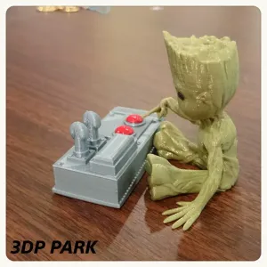Baby Groot 5-5 (Don't Push This Button)