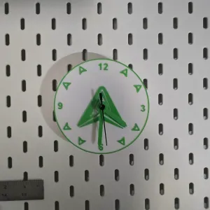 Skadis Clock Mount