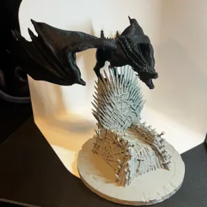 game of thrones chair with dragon