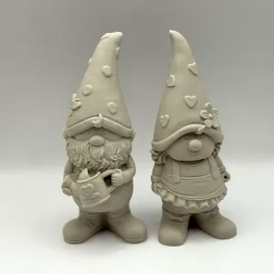 Garden Gnome Couple