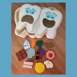Educational sorting box for dental care - sensory play