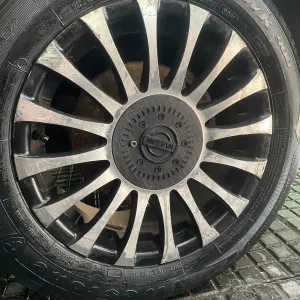 Tapa llanta Nissan