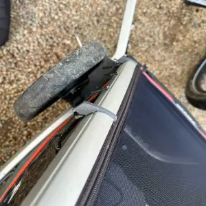 Thule chariot outside lights support