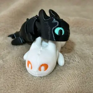 chimuelo y furia luminosa
