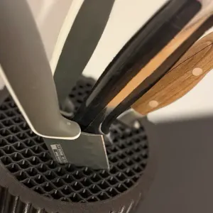 Knife Holder Honeycomb