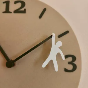 The 'Hang in there' clock, funny swinging man wall clock