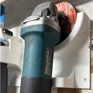 125mm Angle Grinder wall mount with support