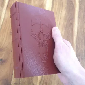 Skull Book for dice or candy - Snap close, no magnets needed