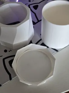 Aesthetic tabletop trash can