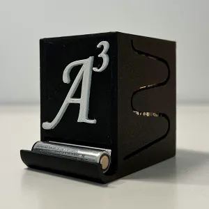 Battery storage for 18 AAA batteries