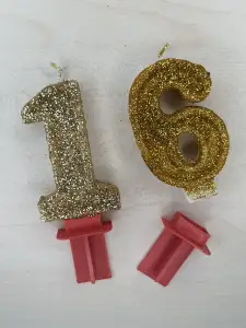 Cake candle stand