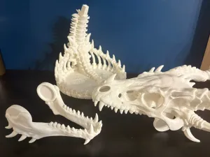 DRAGON Skull (headphone holder) ARTICULATED