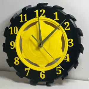 TRACTOR TIRE CLOCK