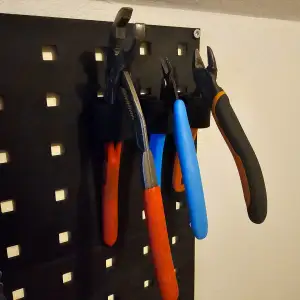 Toolboard holder Pliers
