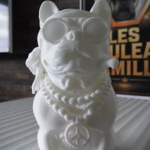 Sculpture bouledogue français baba cool