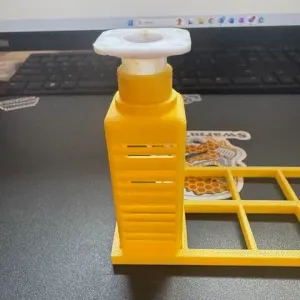 Queen Cage Incubator Set