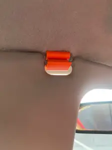 Honda Civic 2001 sun visor clip