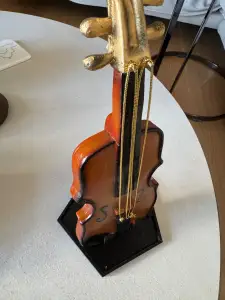 violin candle stand