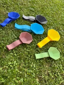 Clip - scoop, ladle, for dogs, cat food