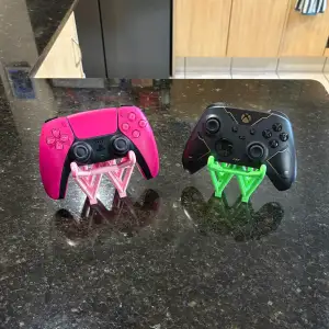 Controller Stand Slim