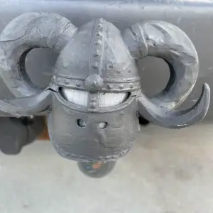 Wikinger Helm mit Aufsatz für Anhängerkuplung