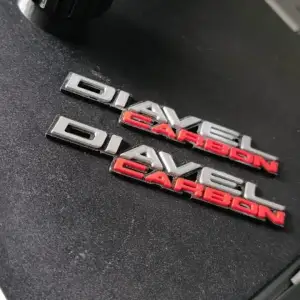 DIAVEL CARBON EMBLEMA