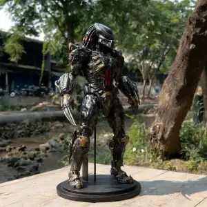 Predator Mecha version
