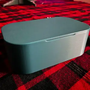 Simple Snap-lid Box/Container