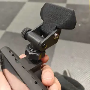 Eagleye 2k 3-cam dash cam adhesive windshield mount