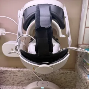 Meta Quest 3S Wall Mount with Pad for Compact Charging Dock