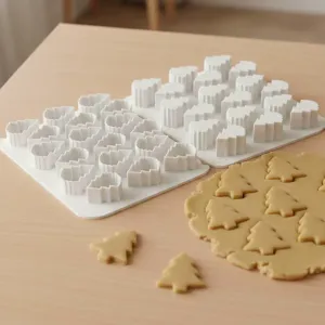 Mini Christmas tree cookie cutter