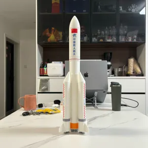 Long March 5B 长征五号B运载火箭（CZ-5B）1：100