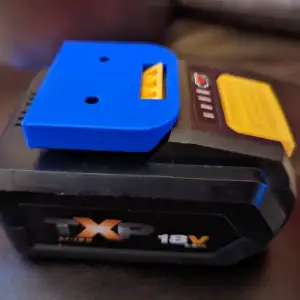 TITAN TXP 18V Battery holder
