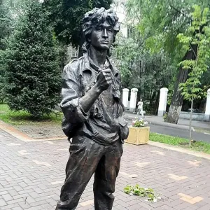 Памятник Виктору Цою