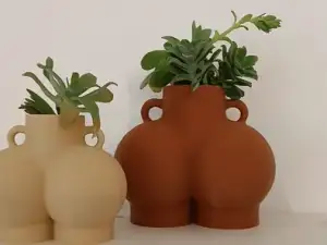 Female body pot (10-15-20cm)