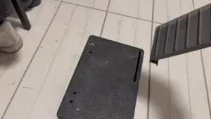 Hamster / guinea pig house with ramp, no supports