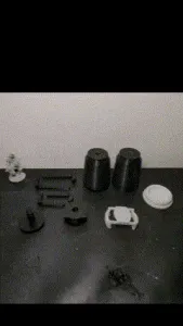 ADAPTABLE SUPPORT FOR PAINTING MINIATURES