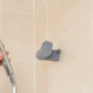 UNIVERSAL ULTRA RESISTANT SHOWER HOLDER