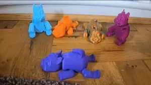 Squirrel Phone Stand