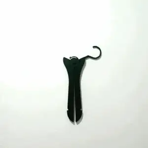 FOLDABLE HANGER